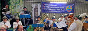 Die Fischertrachtenkapelle in bayrischer Tracht auf dem Oktoberfest der GFH am 01.10.2022 Foto: Norbert Echterhoff