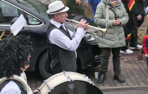 Die Fishermen's Dixieband auf dem Züchle 2024 in Gemünden. Foto: Uschi Hartmann